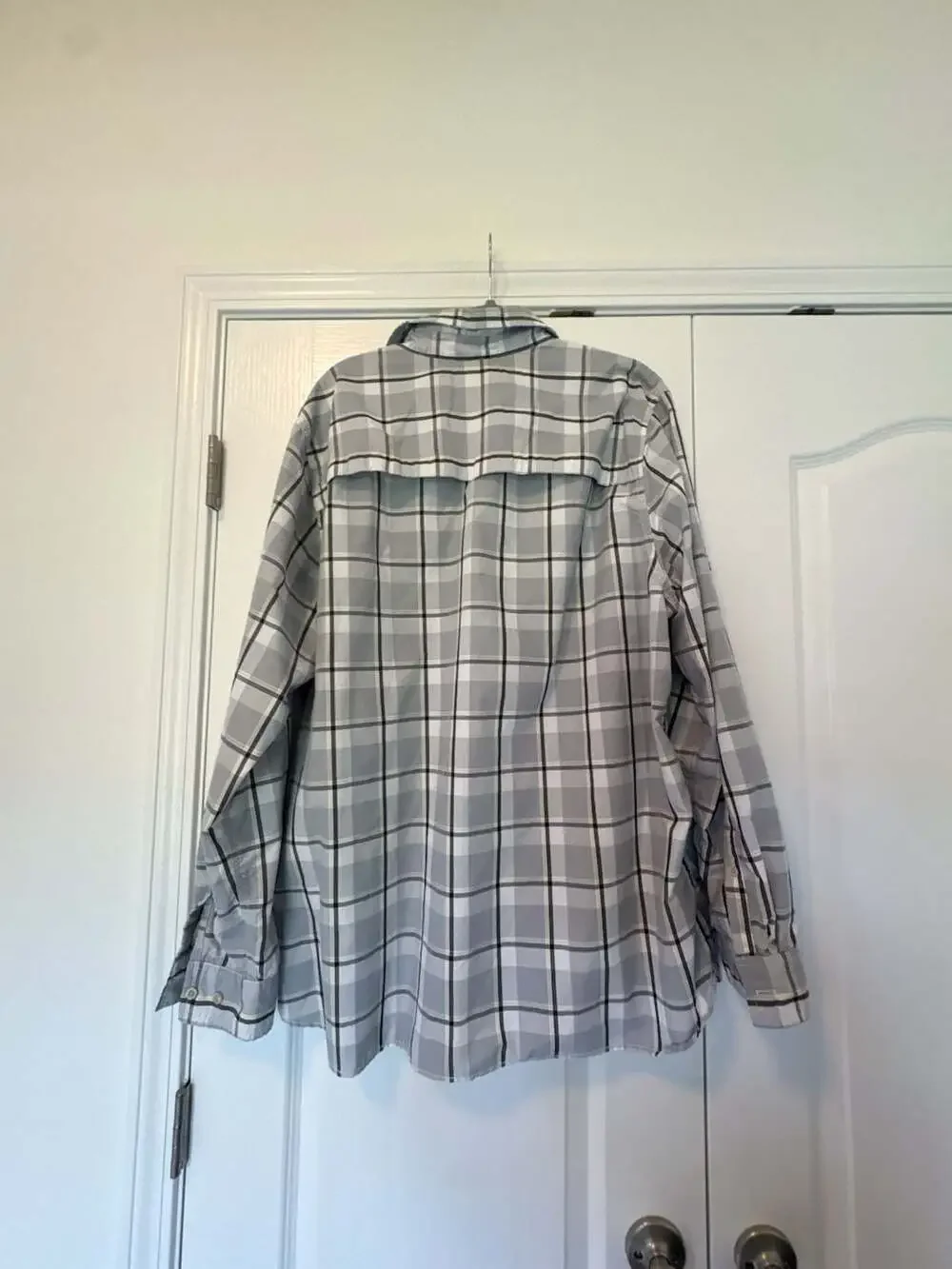 The North Face Men's Long Sleeve Plaid Button-Down Hiking Shirt